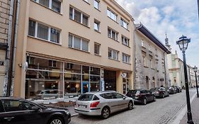 Tomasza 25